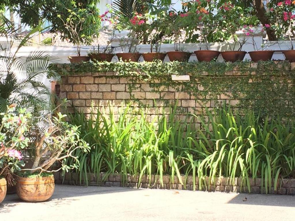Classique Inn Yangon Exterior photo